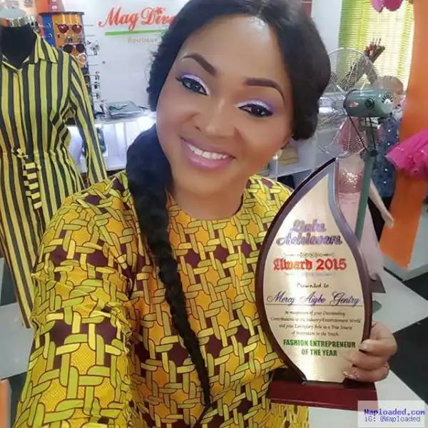 Photos: Nollywood Actress, Mercy Aigbe Bags Fashion Entrepreneur Of The Year Award